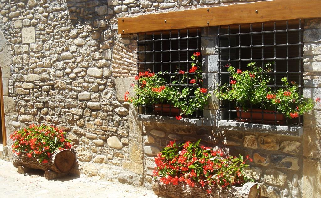 Apartamentos Claveria Biniés Oda fotoğraf
